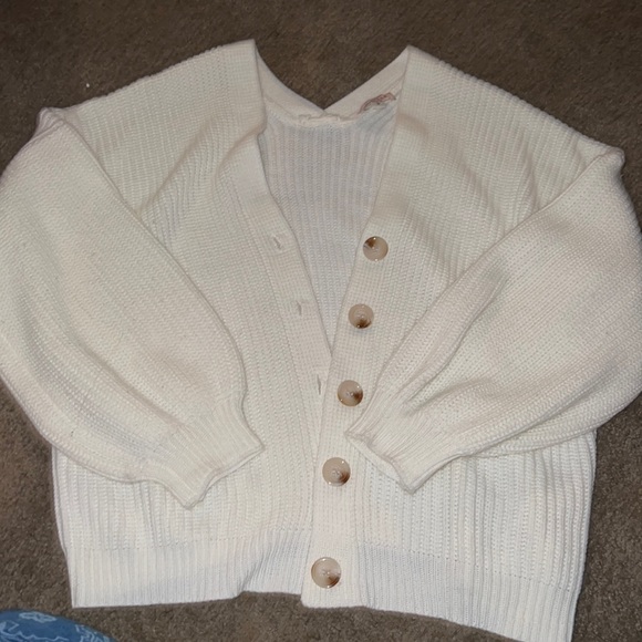 Size Med Cardigan - Picture 1 of 1
